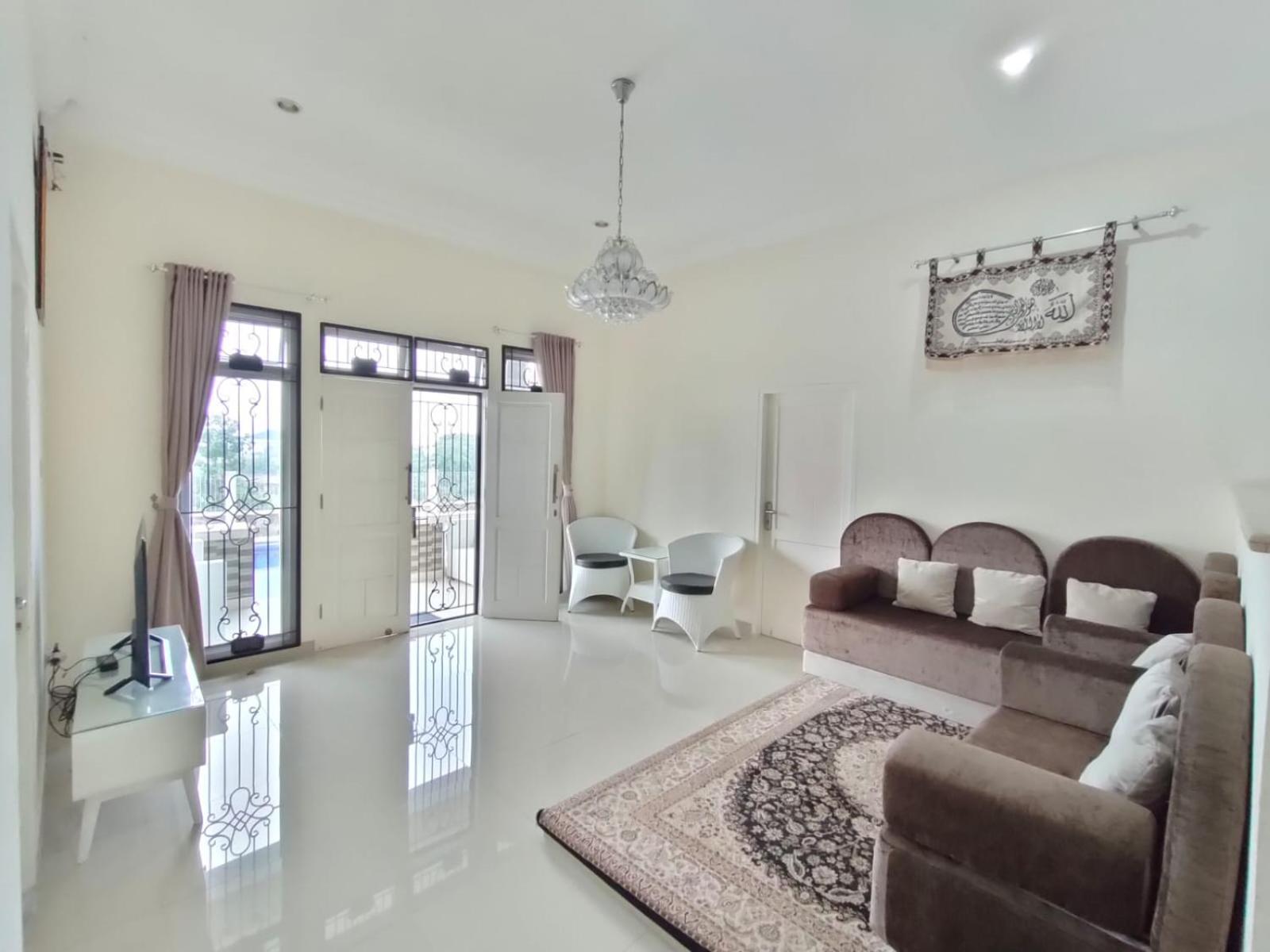 Villa Kandara Hanjawar Puncak Sindanglaya Exterior foto