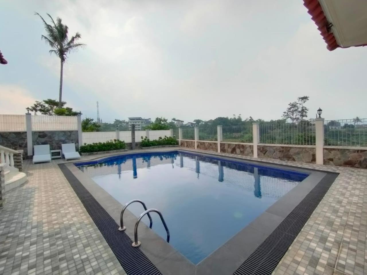 Villa Kandara Hanjawar Puncak Sindanglaya Exterior foto
